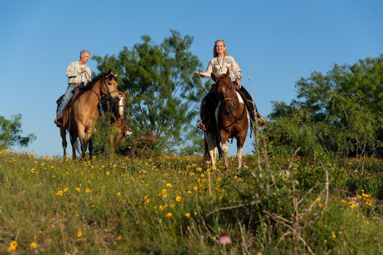 Wildcatter Ranch And Resort Graham Eksteriør billede