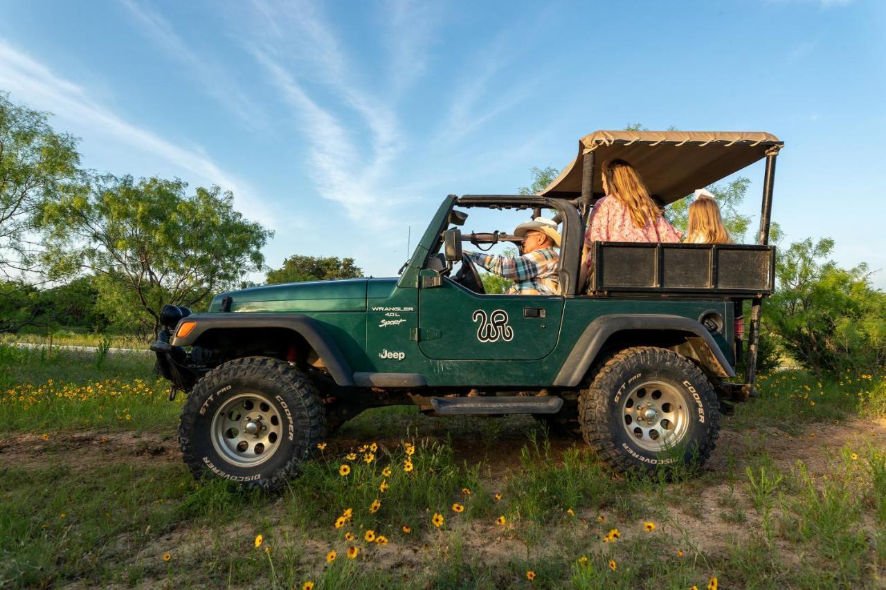 Wildcatter Ranch And Resort Graham Eksteriør billede