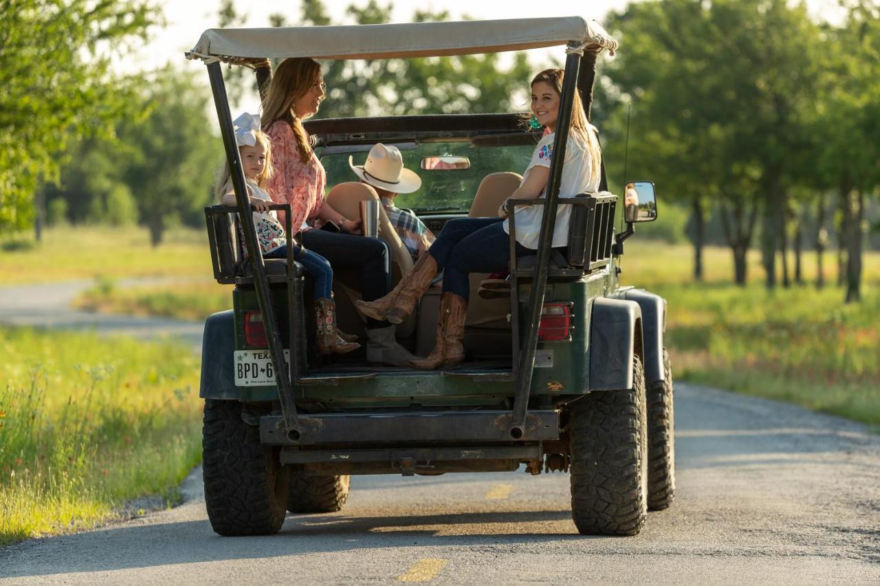 Wildcatter Ranch And Resort Graham Eksteriør billede