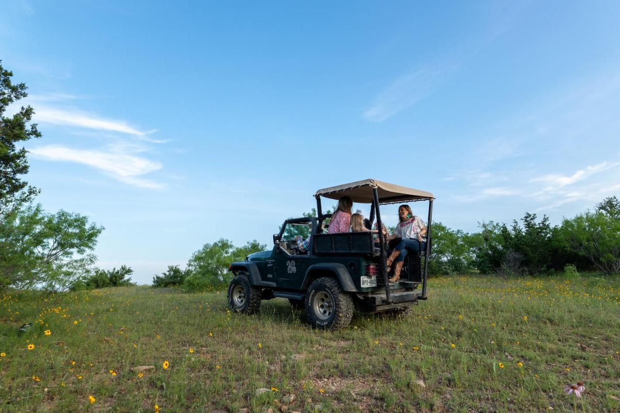 Wildcatter Ranch And Resort Graham Eksteriør billede